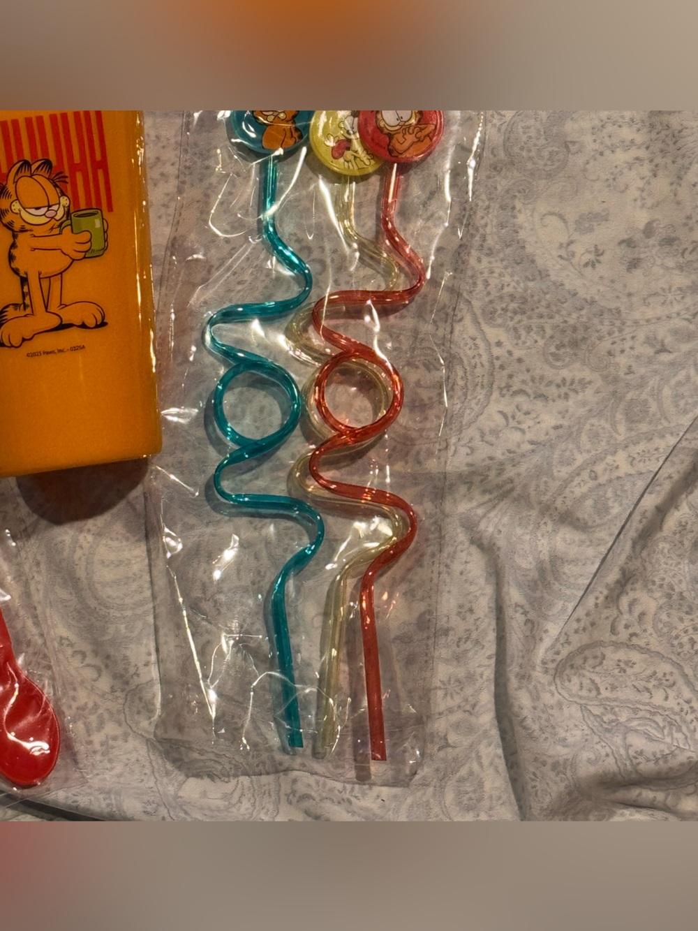 Garfield Kids Fun Tableware Set - Picture 2 of 9